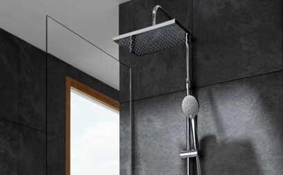 wall-mounted rain shower head